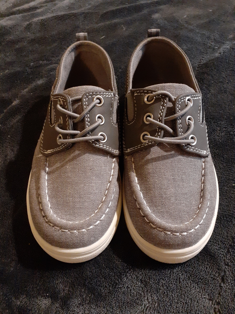 The Children's Place Gray Canvas Kids Sneakers